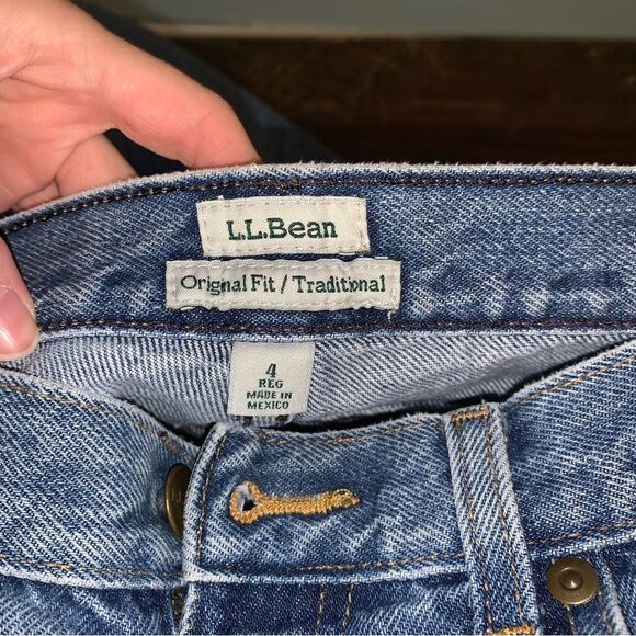 L.L. Bean Vintage High waisted jeans size 4 - Picture 2 of 6